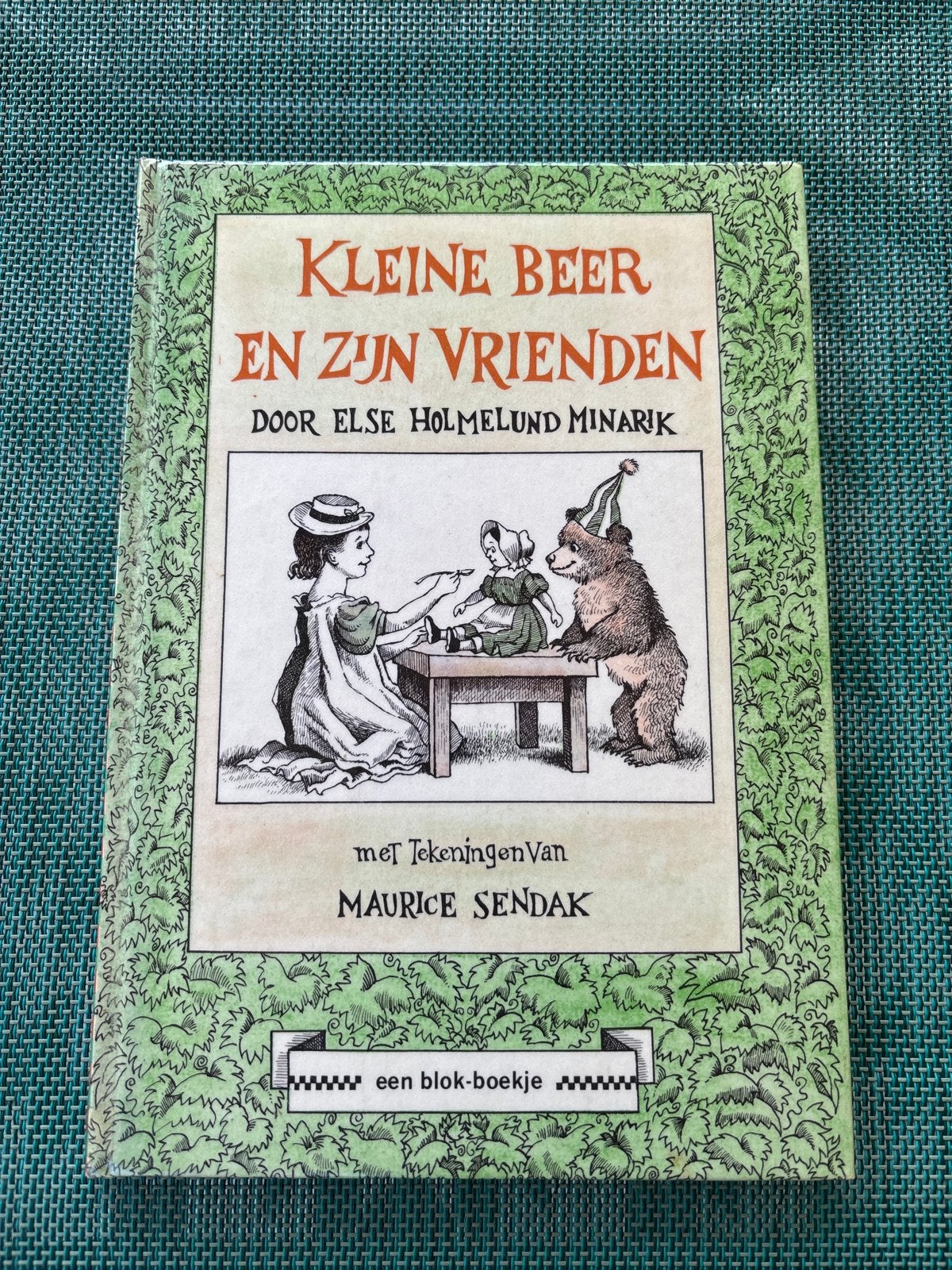 Kleine Beer en zijn Vrienden - Else Holmelund Minarik, Ophalen of Verzenden, Gelezen, Fictie algemeen