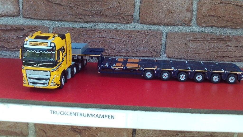 WSI  Volvo  FH4  Globetrotter  van  Boekestijn., Ophalen of Verzenden, Nieuw, Bus of Vrachtwagen, Wsi