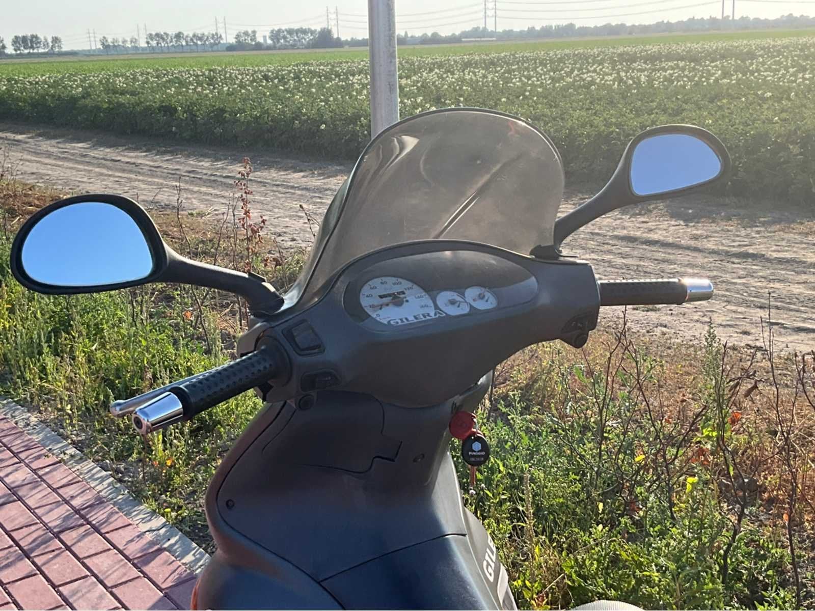 Gilera Runner 180cc dd fluo Rosso m08 op A2 motorscooter, Bedrijf, Overig, Gilera