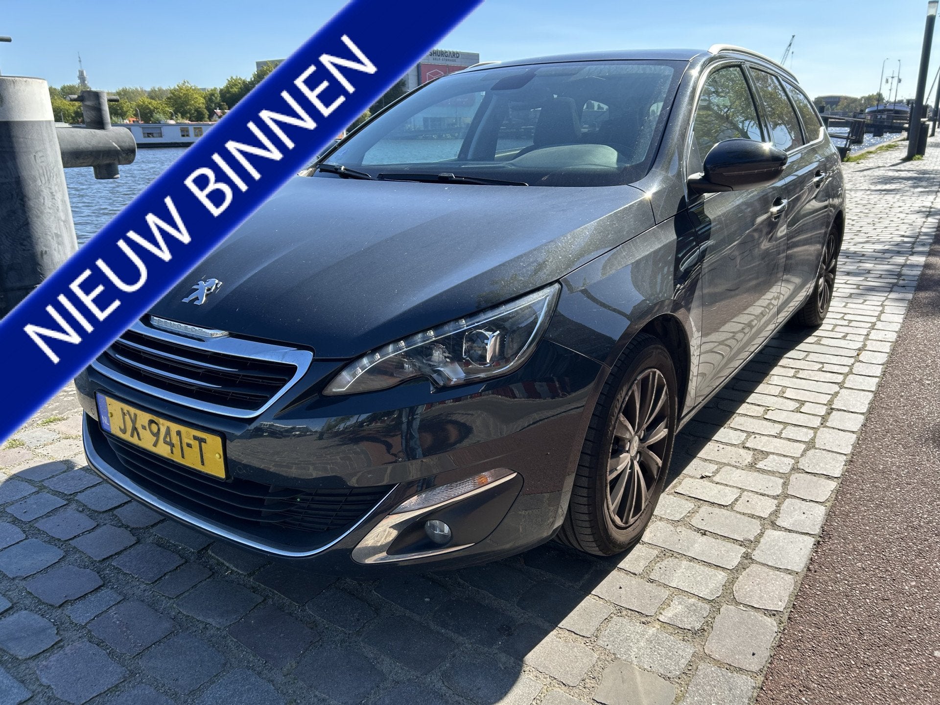 Peugeot 308 SW 1.2 PureTech Blue Lease Premium panodak airco, Voorwielaandrijving, Dealer onderhouden, Stof, Gebruikt