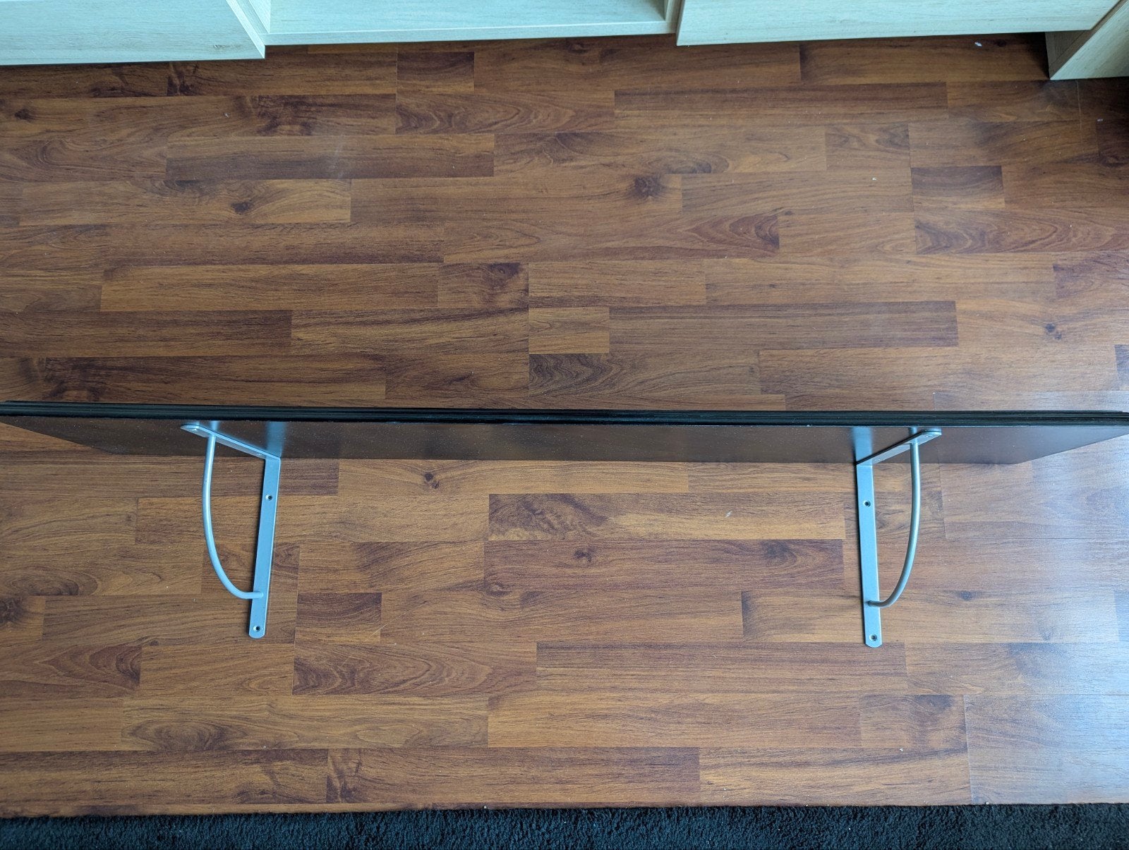 Wandplank/boekenplank met wandbeugels. IZGS, Huis en Inrichting, Woonaccessoires | Wandplanken en Boekenplanken, Ophalen, Zo goed als nieuw
