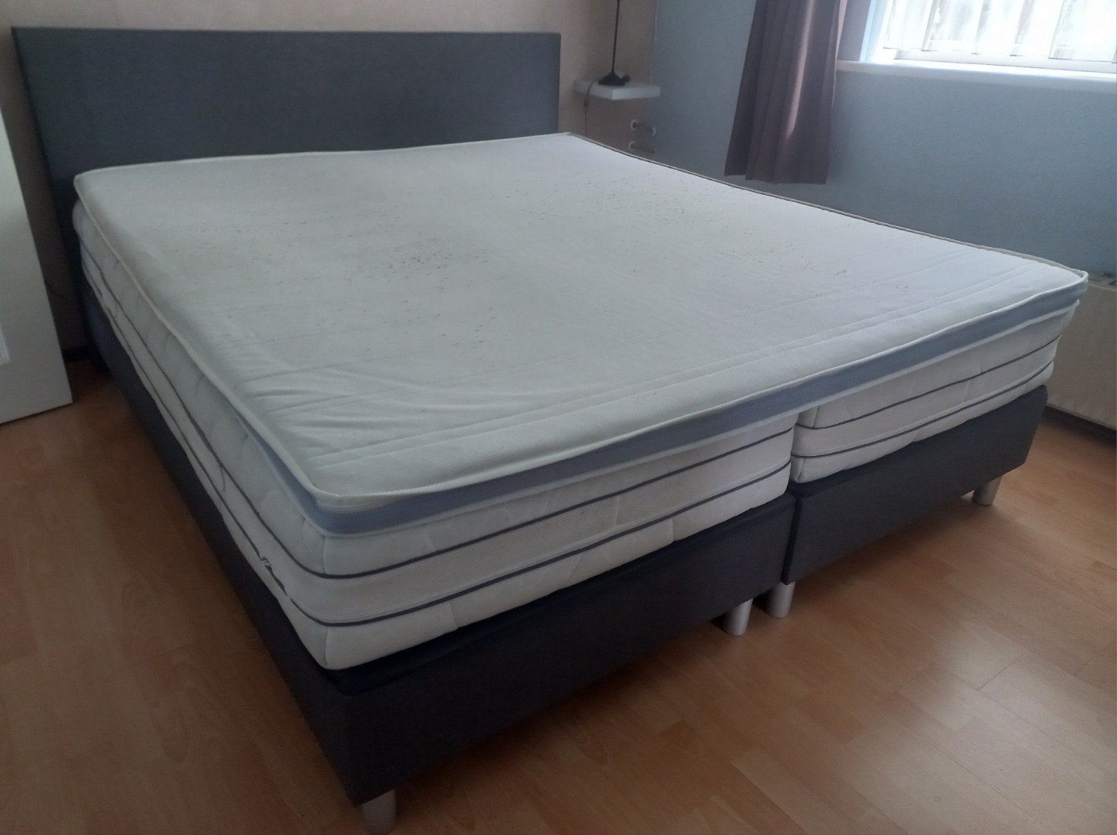 boxspring bed GROOT  180x200  zgan, Ophalen, Zo goed als nieuw, Tweepersoons, 180 cm