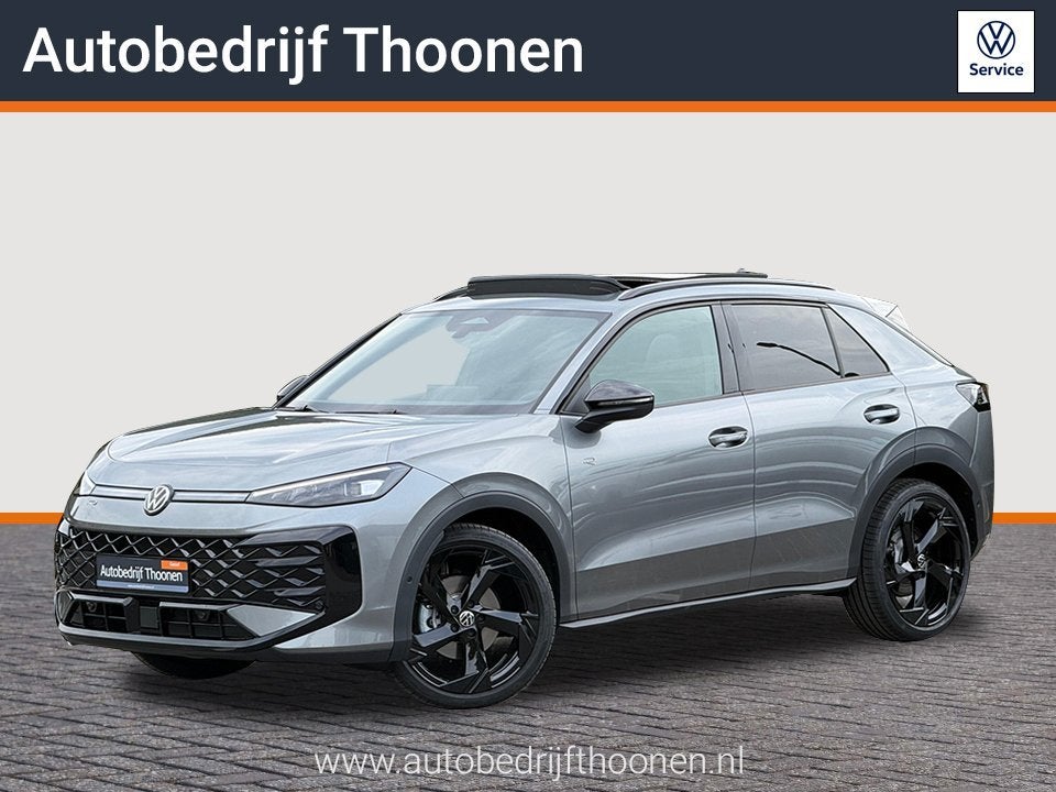 Volkswagen T-Roc 1.5 eTsi R-Line Trekhaak | Pano | 20", 1374 kg, 730 kg, 4 cilinders, 150 pk