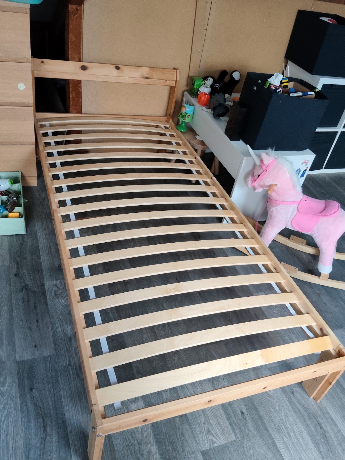 GRATIS 2 BEDDEN vandaag ophalen, 85 tot 100 cm, Gebruikt, Ophalen of Verzenden, Lattenbodem