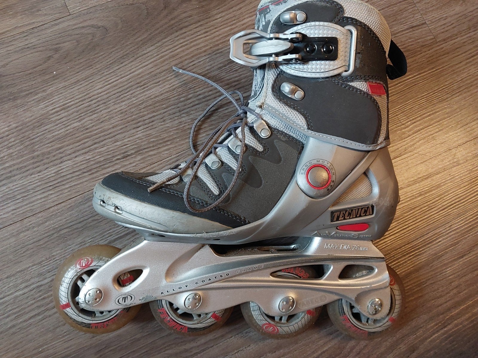 skilers technika, Dames, Gebruikt, Ophalen of Verzenden, Inline skates 4 wielen
