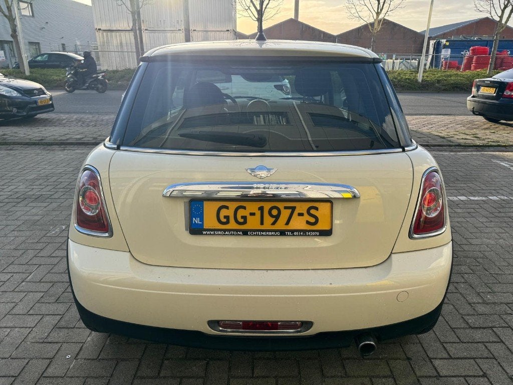 Foto 6 van MINI ONE 1.6BENZINE|2011|124DKM|AIRCO|CRUISE CONTROL|KOOPJE!