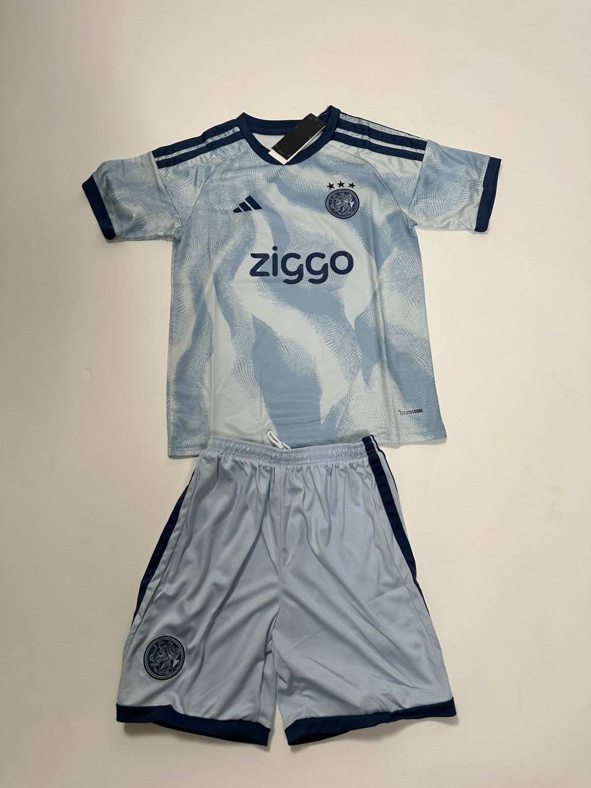 Ajax 3e tenue kinderpakje 2026/2027, Ophalen of Verzenden, Zo goed als nieuw, Shirt