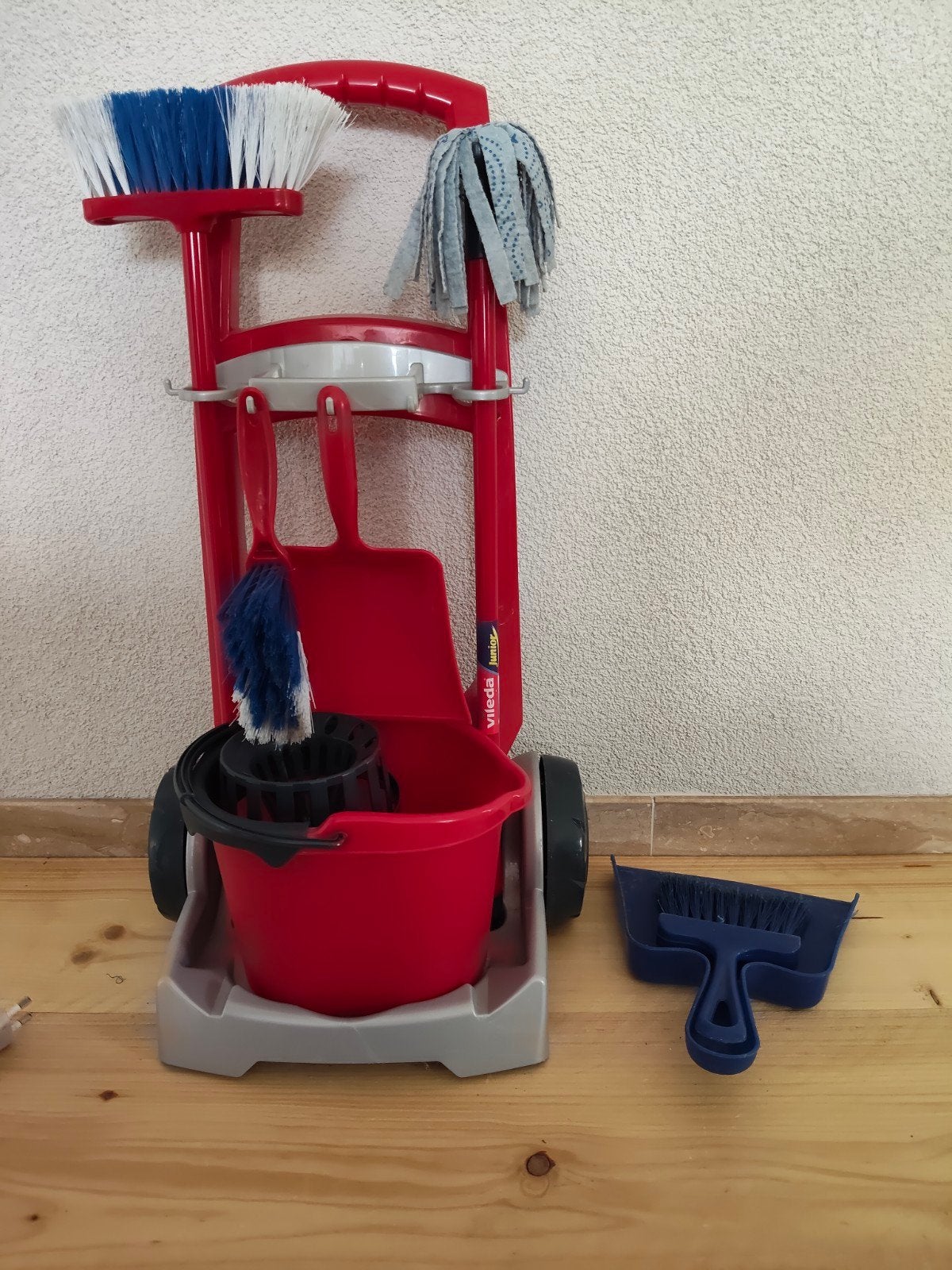 Vileda Junior Schoonmaakkar met accessoires, Ophalen of Verzenden, Gebruikt, Ontdekken