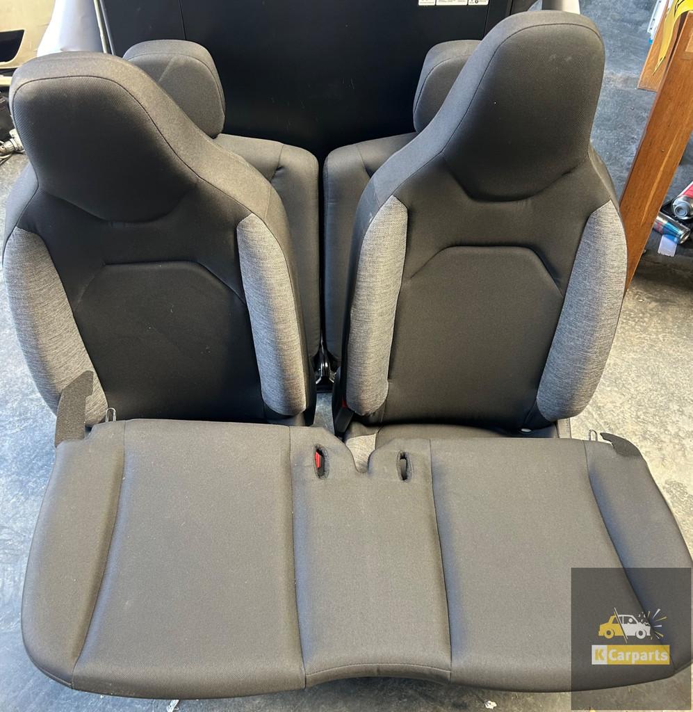 Toyota Aygo X stoelen set bekleding hoogte verstelbaar, Auto-onderdelen, Info@fabrikant.eu, Fabrikantstraat 1
1000 AA  Amsterdam, NL