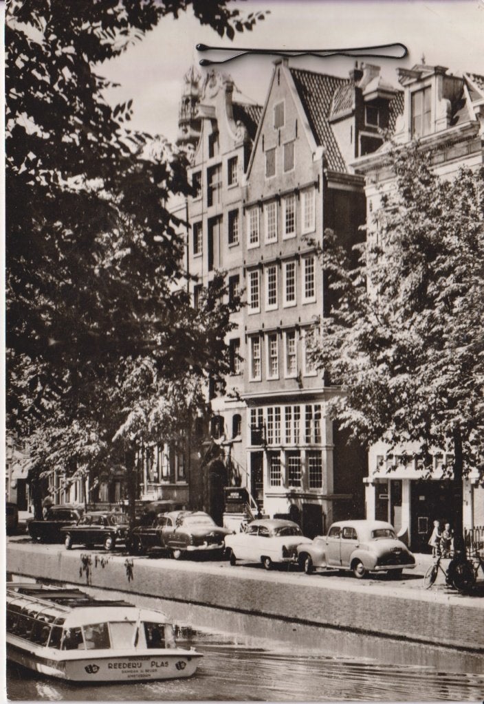 Amsterdam , Oz Voorburgwal , met auto's, Ophalen of Verzenden, 1960 tot 1980, Gelopen, Noord-Holland