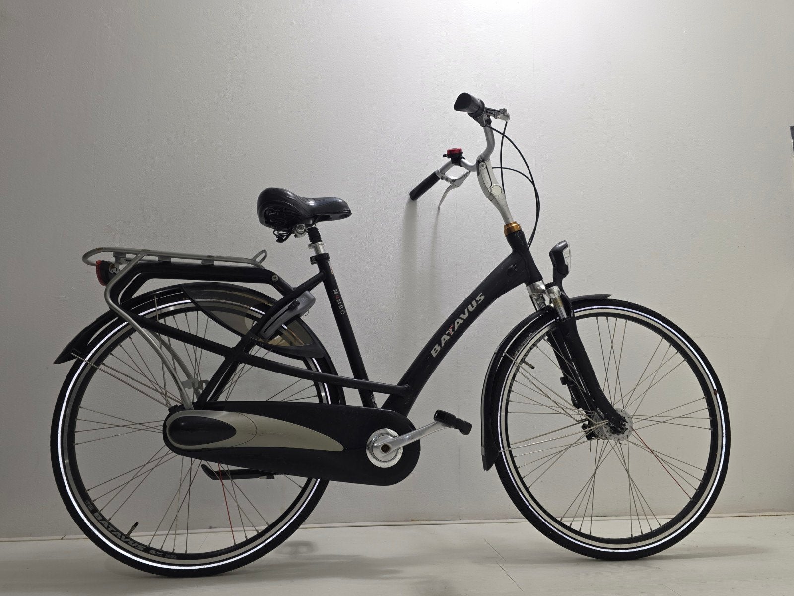 Batavus Mambo City Bike 28 inch bike Black, Ophalen, Gebruikt, Versnellingen, Batavus
