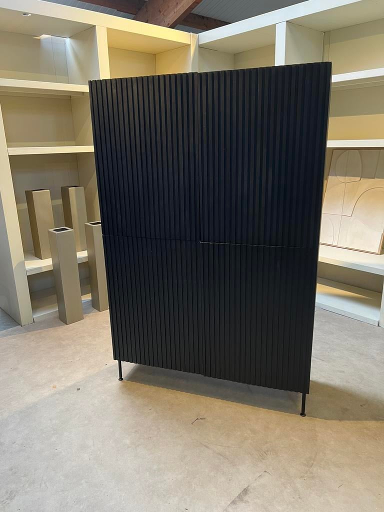 Japandi kast 4 deuren mangohout zwart 120cm, Huis en Inrichting, Kasten | Wandmeubels, Info@savoireinteriors.com, 100 tot 150 cm