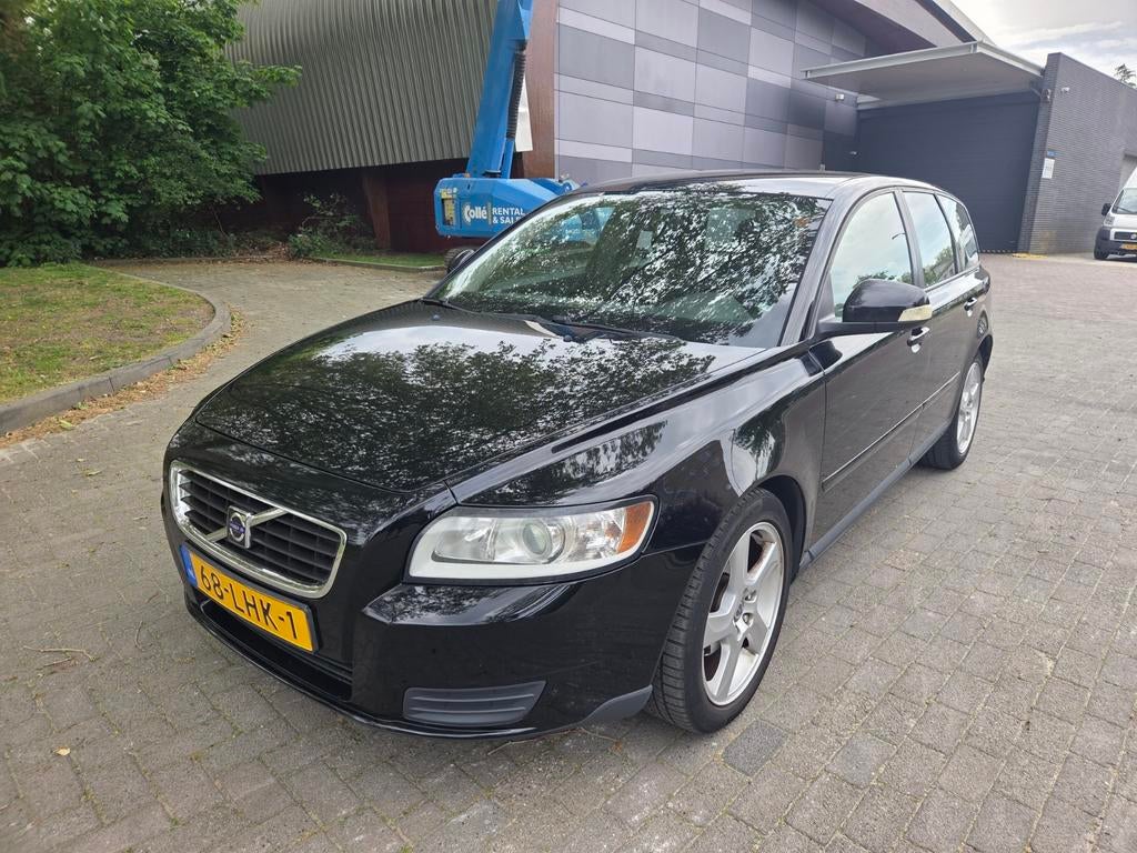 Volvo V50 1.6 101 pk 2010 Zwart, Auto's, Volvo, Particulier, V50, Airbags, Airconditioning, Bluetooth, Boordcomputer, Centrale vergrendeling