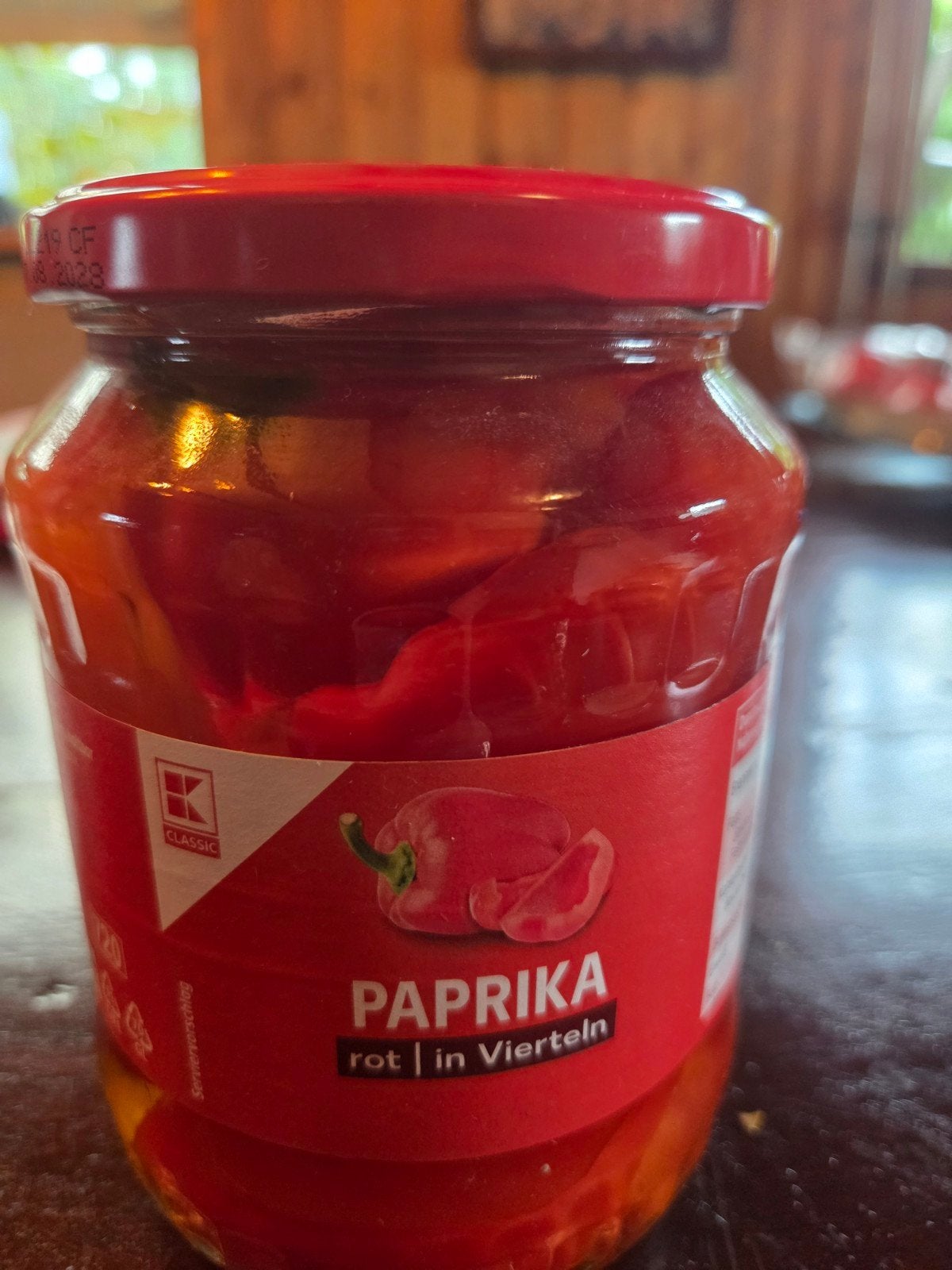 Paprika in pot. Nog 20 potten beschikbaar., Ophalen of Verzenden