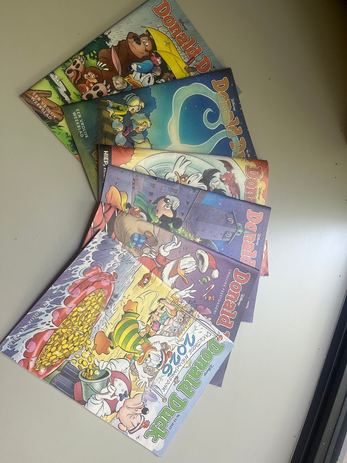 Donald Duck jaargang 2025 nr 47 tot 52, Boeken, Meerdere stripboeken, Ophalen of Verzenden, Zo goed als nieuw