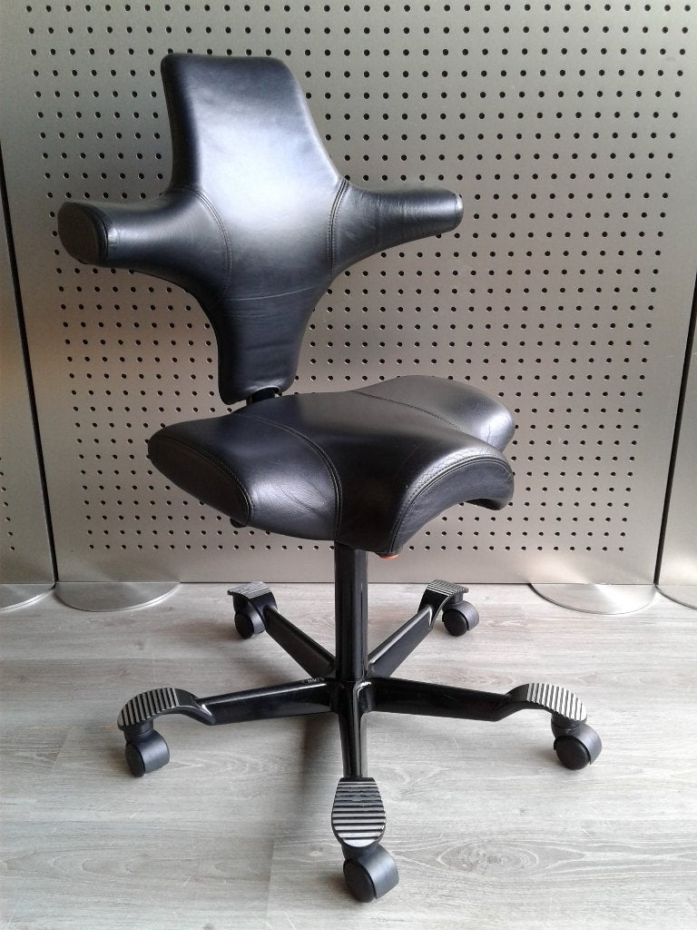 1x HAG Capisco 8106 (Medium) (Zwart Leder), Heel Mooi!, Huis en Inrichting, Bureaustoelen, https://www.flokk.com/nl/netherlands/hag