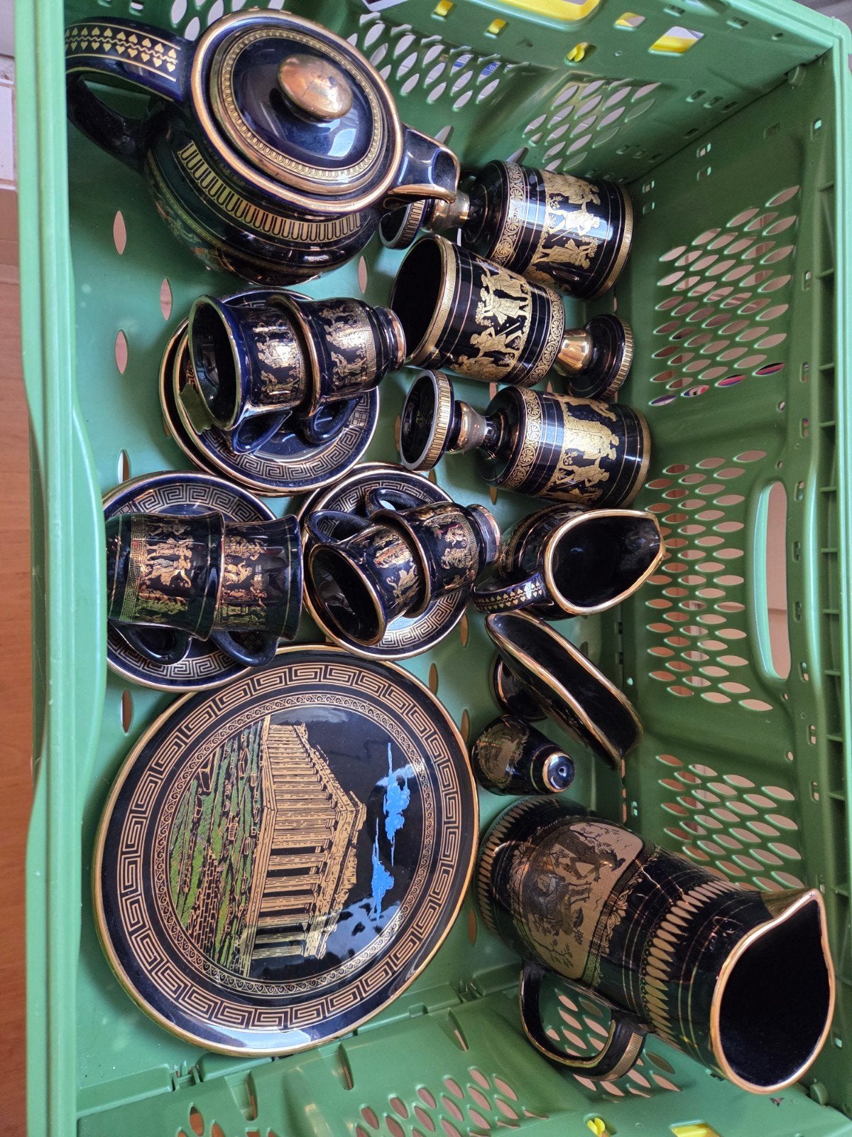 Vintage Grieks theeservies/koffieservies, zwart met goud, Ophalen