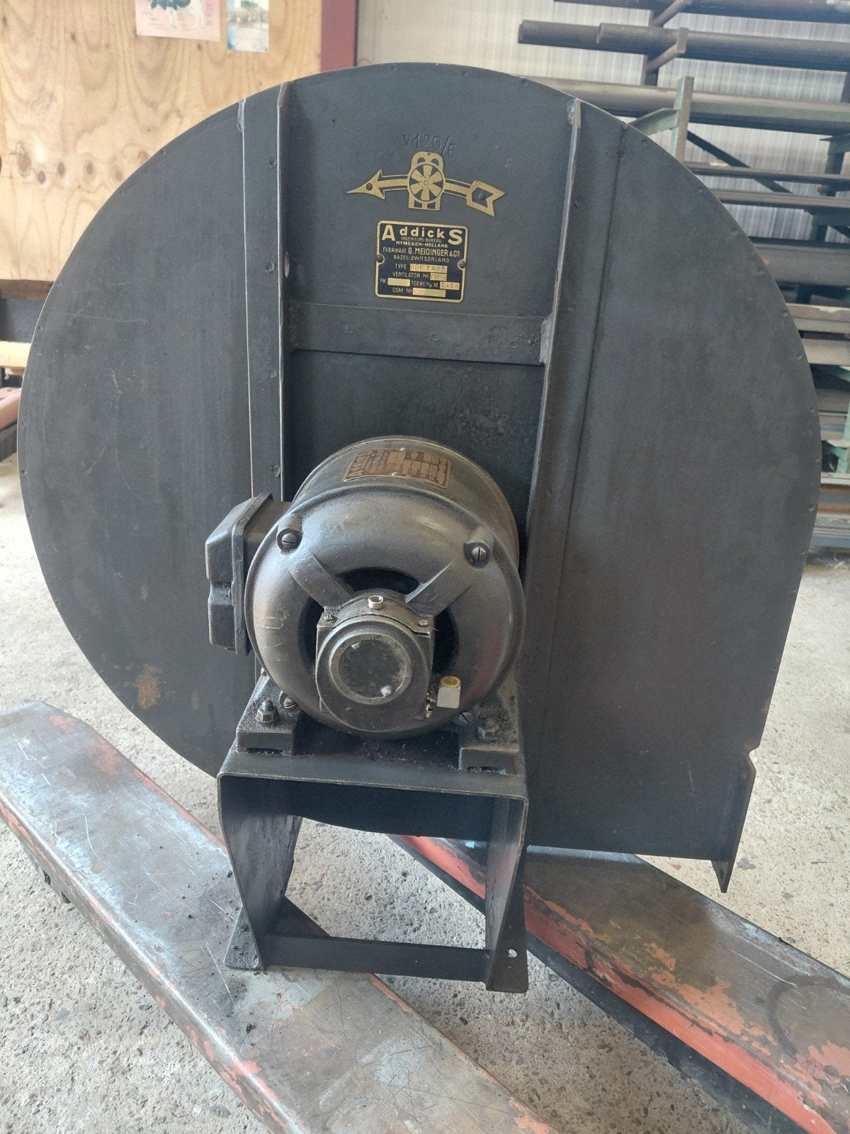 Antieke ventilator / afzuiging 380V - Voor de liefhebber, Doe-het-zelf en Verbouw, Ventilatie en Afzuiging, Ophalen of Verzenden