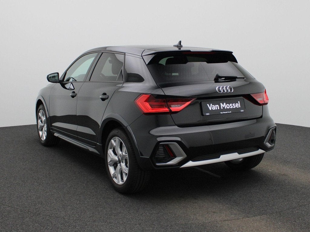Audi A1 allstreet 30 TFSI Advanced edition l Adaptive cruise, Auto's, Audi, 12 maanden, 116 pk, Zwart, Leder