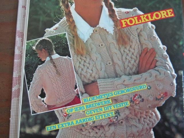 Breipatroon  Folklore vest   36 tot 44  nr  4778, Verzenden, Nieuw, Breien, Patroon of Boek