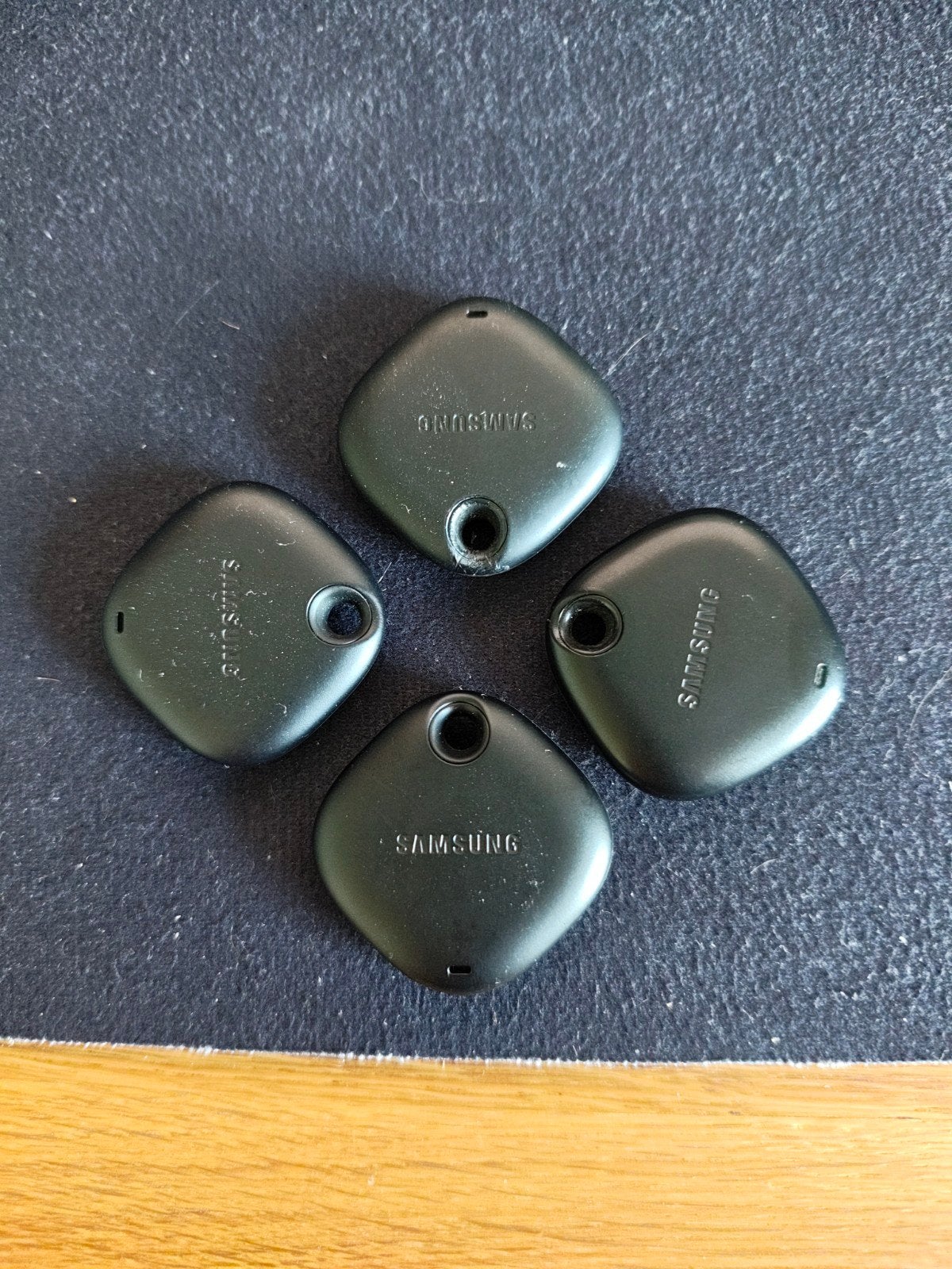 4x Samsung SmartTag Bluetooth Tracker - Zoek je spullen, Ophalen of Verzenden, Gebruikt