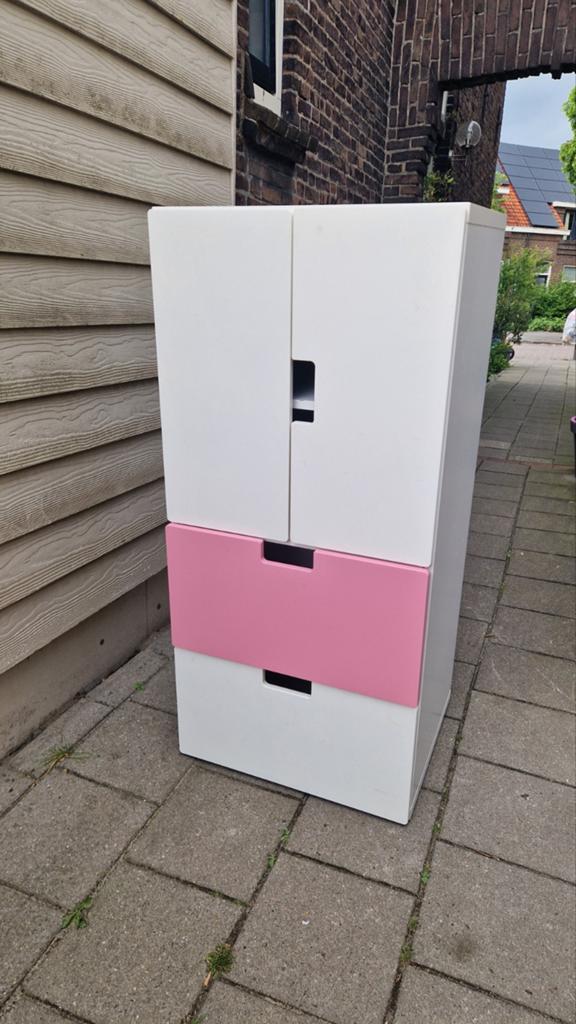 Kledingkast wit met roze, Huis en Inrichting, Ophalen of Verzenden