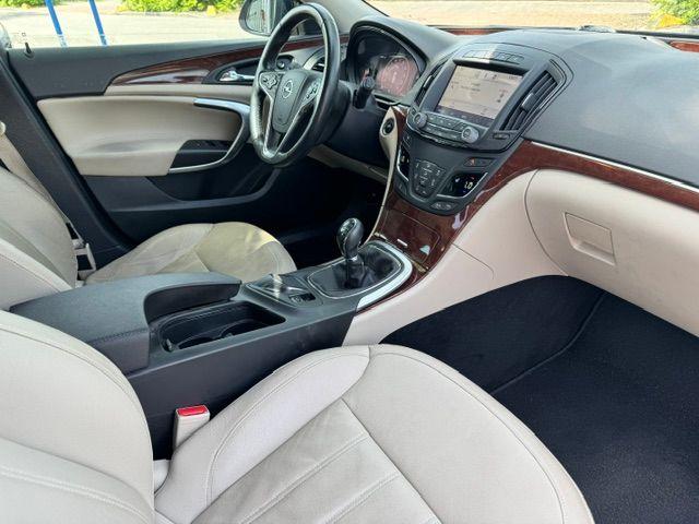 Opel Insignia 2.0 CDTI 140pk EcoFLEX Cosmo Airco/ECC,Navi,Ca, Euro 5, Beige, 4 cilinders, Zwart