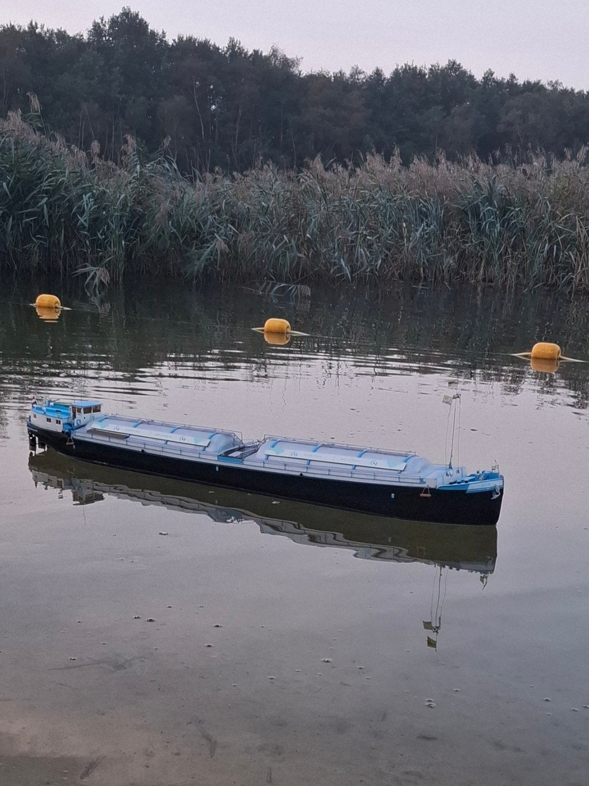 rc binnenvaart tanker, Ophalen