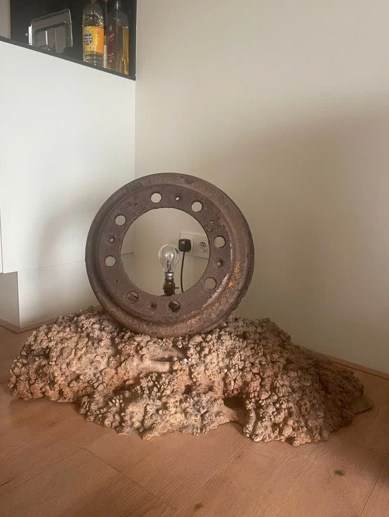 Gratis industriële lamp van hout met metalen wiel, Ophalen, Minder dan 100 cm, Hout, B22 (Bajonetsluiting)