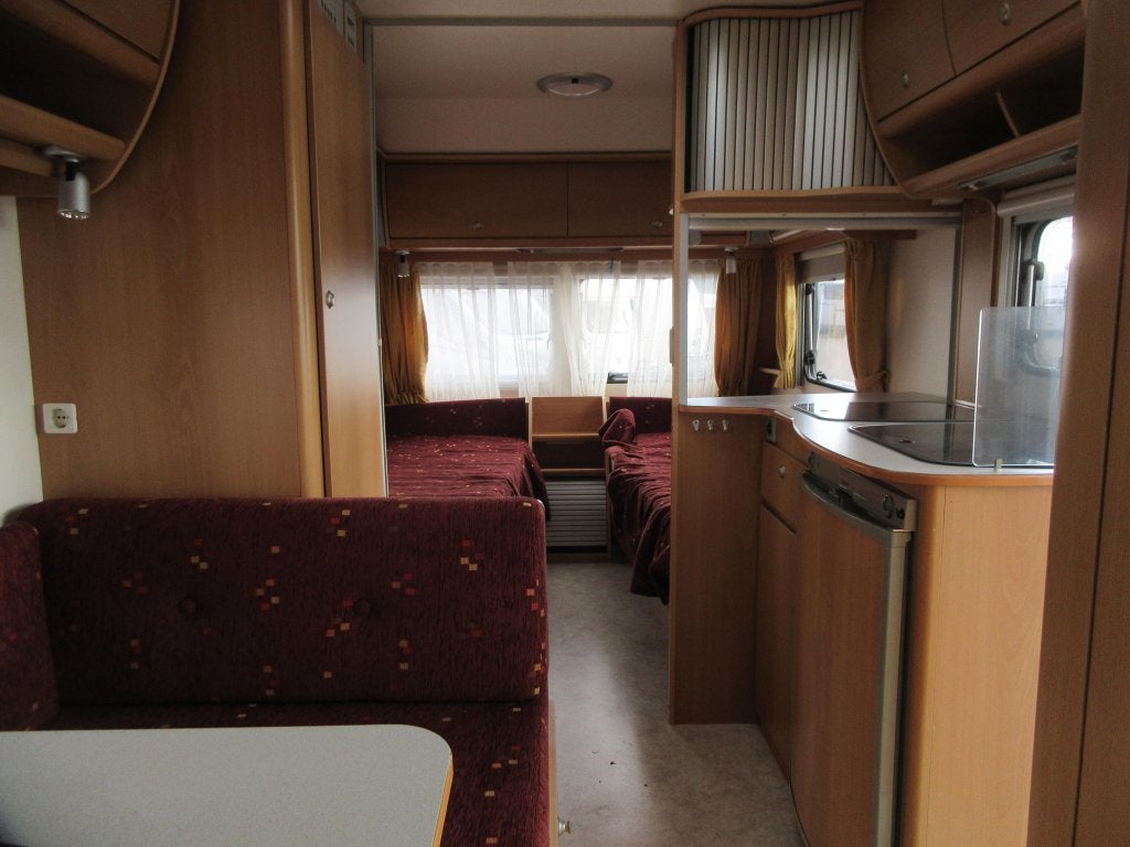 Kip Grey Line Special 47 TEB MET UNICO VOORTENT, Reservewiel, Kip, Treinzit, 1000 - 1250 kg