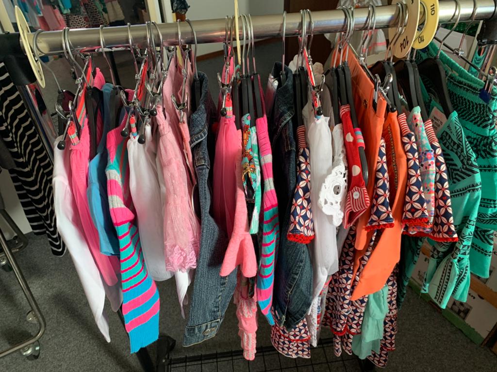 Parij merk kinderkleding 55 stuks, Kinderen en Baby's, Kinderkleding | Kinder-kledingpakketten, Ophalen of Verzenden, Nieuw, Maat 104