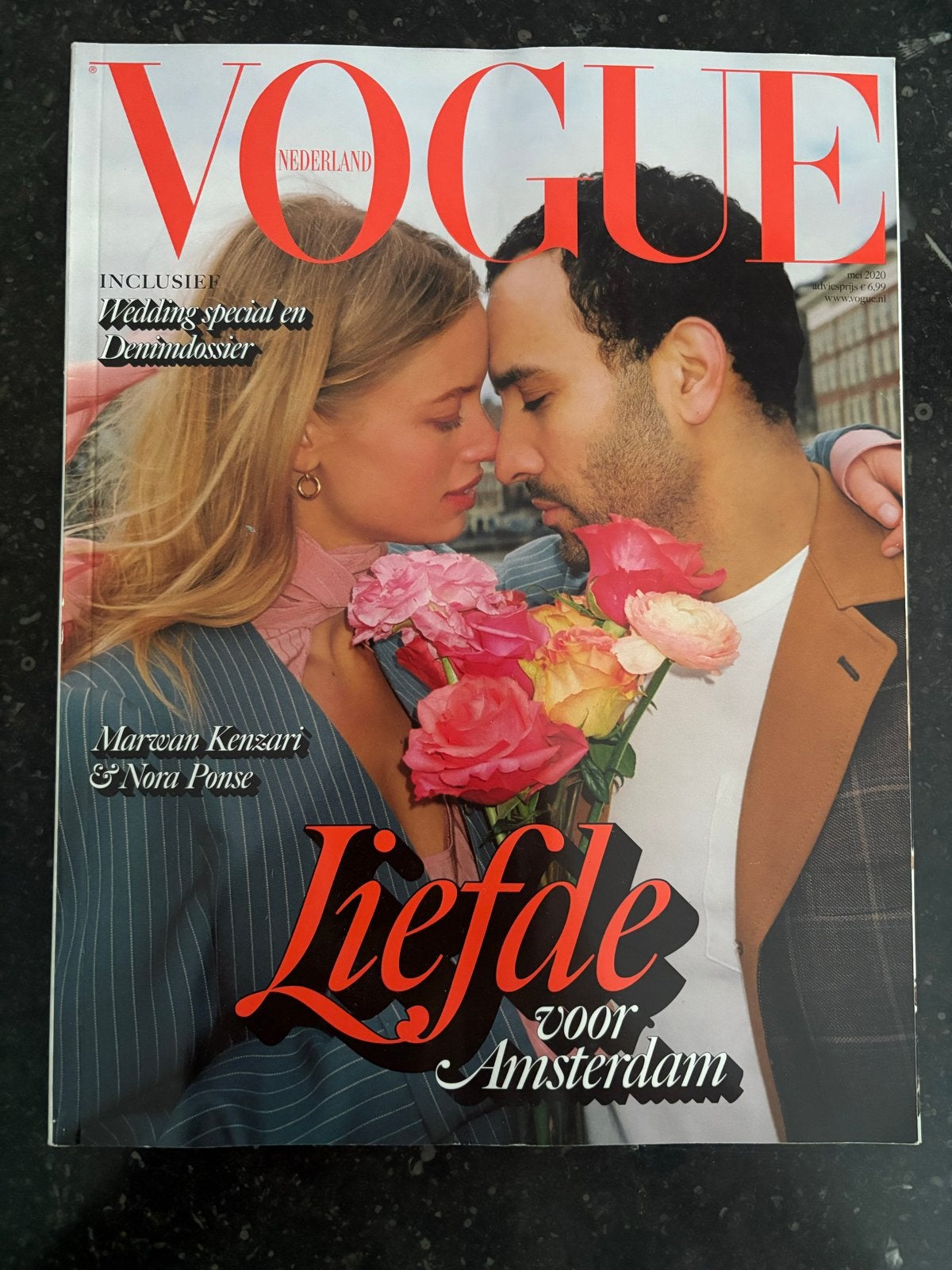 Vogue Nederland Mei 2020 - Liefde voor Amsterdam, Ophalen of Verzenden, Gelezen, Damesbladen