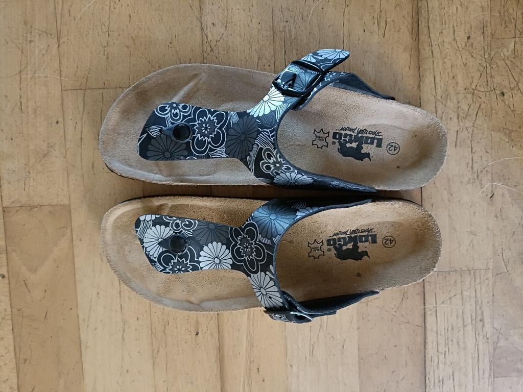 slippers maat 42, Slippers, Zwart, Ophalen of Verzenden, Gedragen