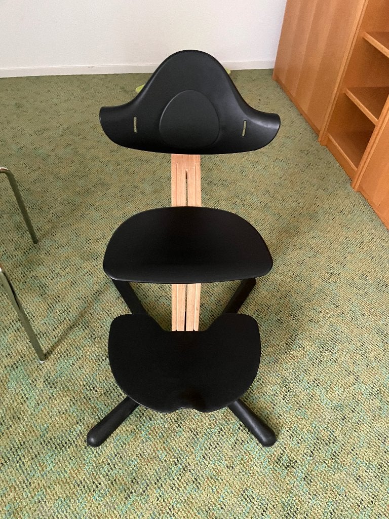 Stokke Nomi meegroeistoel, Kinderen en Baby's, Kinderstoelen, Ophalen, Gebruikt, Meegroeistoel