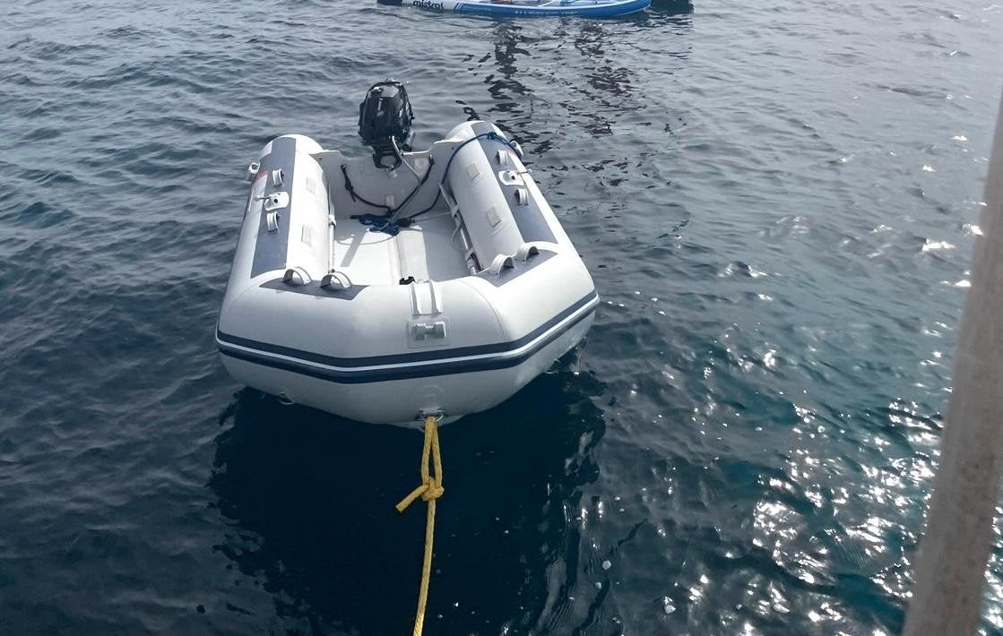 Honwave 320 uit 2021 met 4pk Mercury buitenboordmotor, Watersport en Boten, Inclusief motor, Zo goed als nieuw, Ophalen, Overige merken