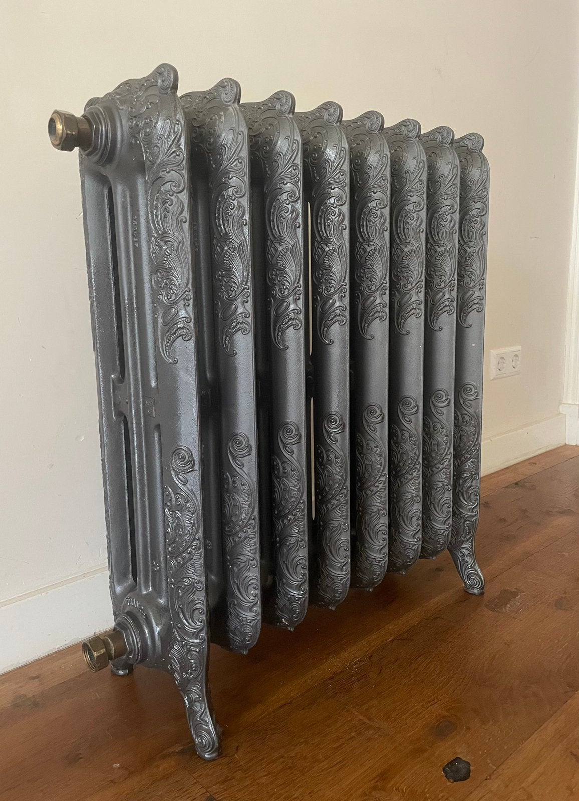 Radiator gietijzer antiek model, Ophalen, Zo goed als nieuw, Radiator, 30 tot 80 cm