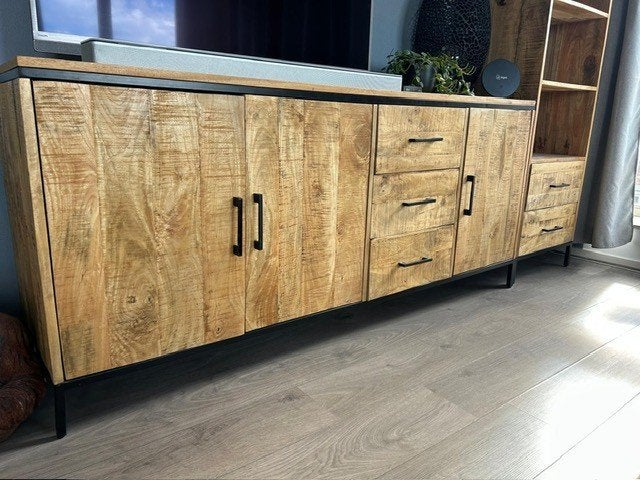 Dressoir & kast, Ophalen, Gebruikt, Met deur(en), 150 tot 200 cm
