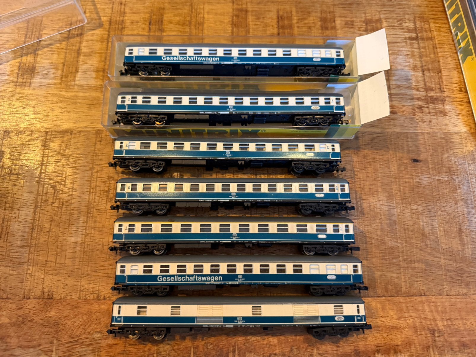 Minitrix DB rijtuigen 7x in nette staat N spoor, Gelijkstroom, Trix, Wagon, Ophalen of Verzenden