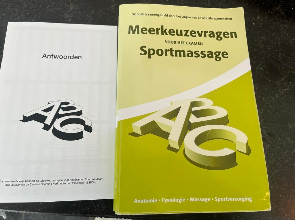 ESPO Meerkeuzevragen Oefenboek Examen Sportmassage, Ophalen of Verzenden, Gelezen, MBO