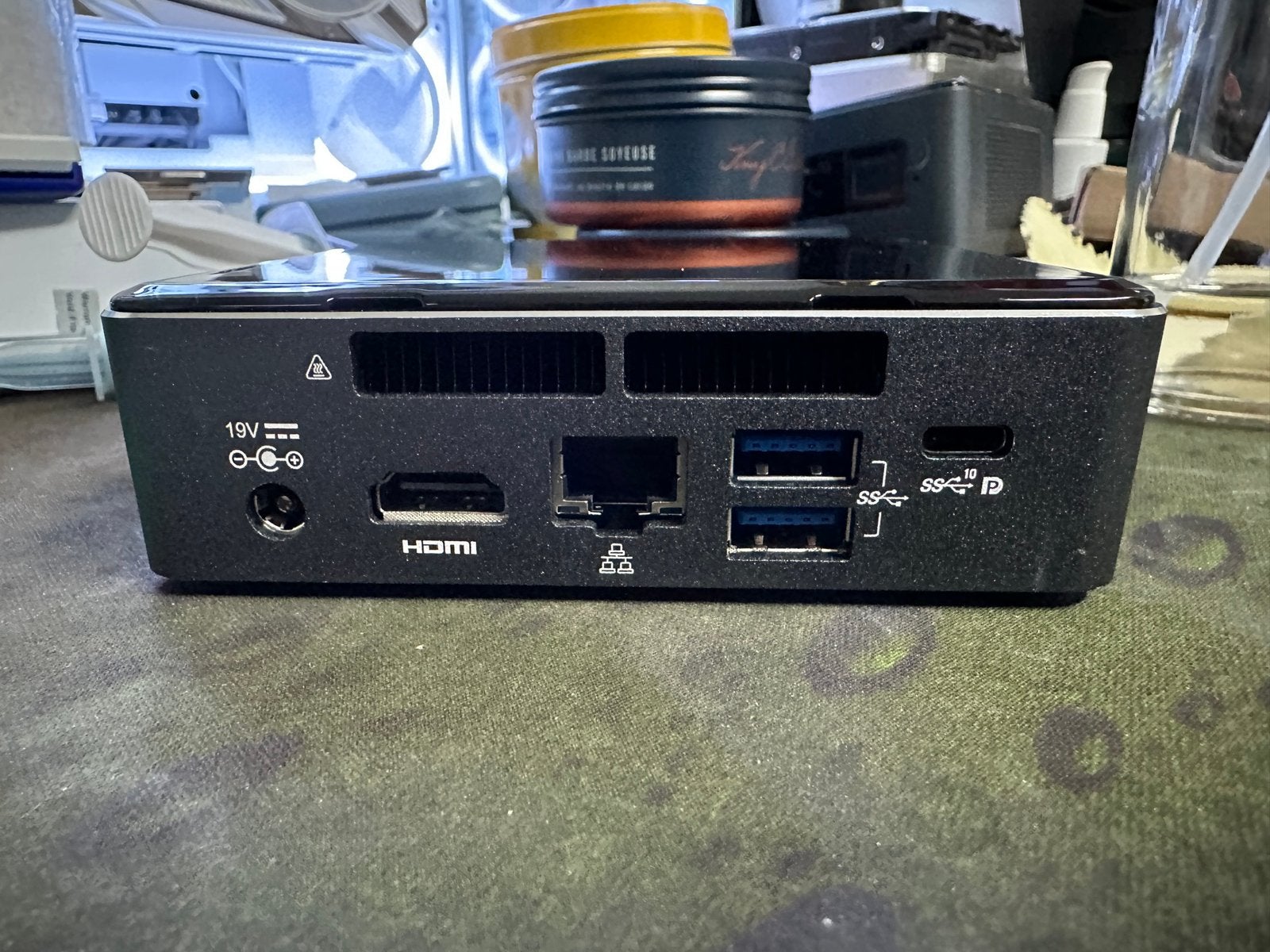Intel NUC Kit NUC7i3BNK 4Gb / 128Gb, Computers en Software, Ophalen of Verzenden, Zo goed als nieuw, SSD