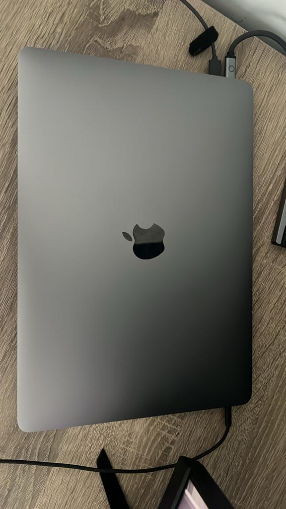 Apple Macbook 2020 M1, Ophalen, Zo goed als nieuw, 13 inch, MacBook Air