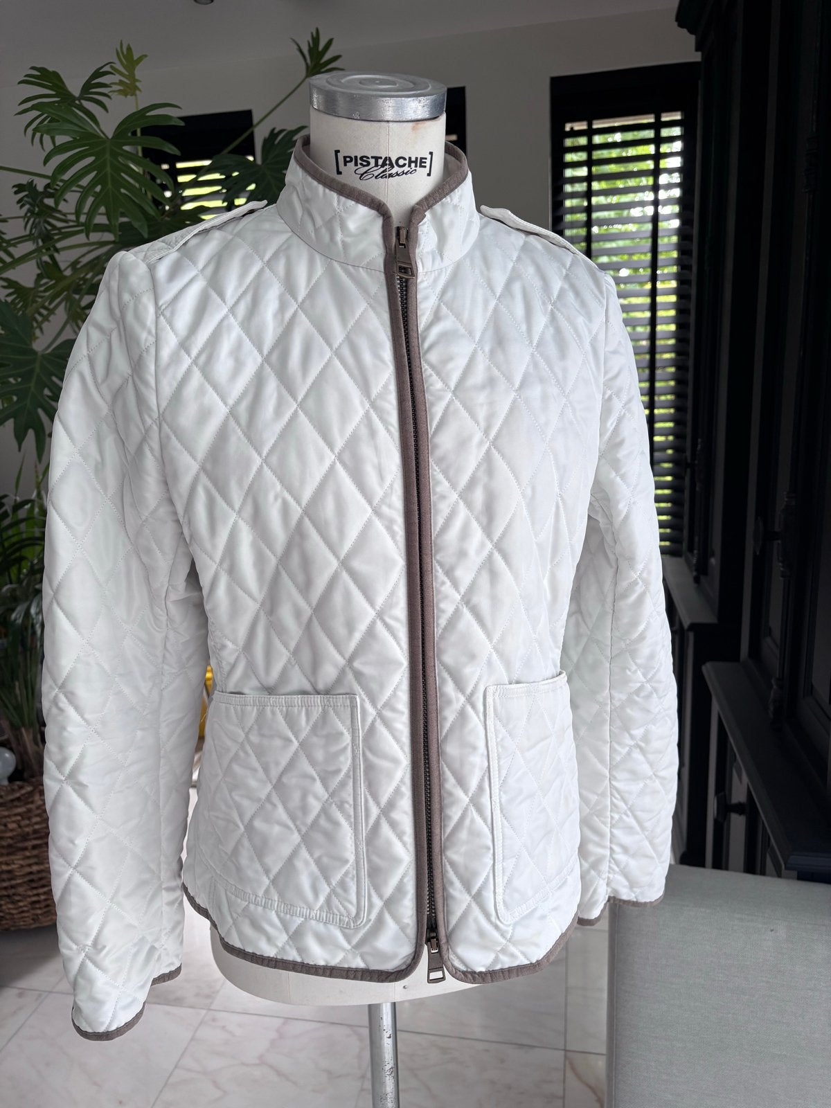 Burberry Brit gewatteerde jas in nette staat maat L, Ophalen, Zo goed als nieuw, Maat 42/44 (L), Wit