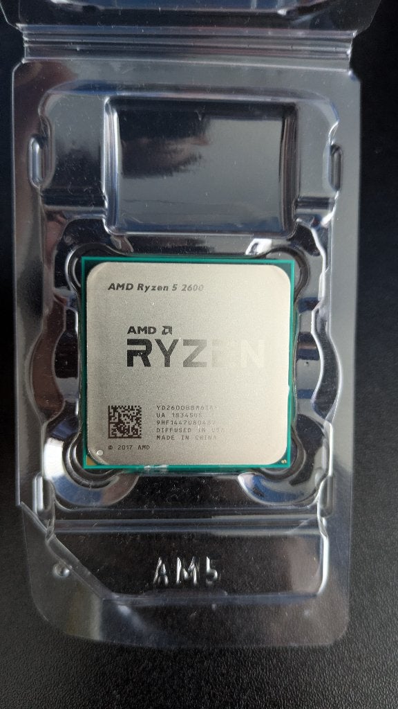 AMD Ryzen 5 2600 met koeler, Computers en Software, 6-core, Zo goed als nieuw, Socket AM4, 3 tot 4 Ghz