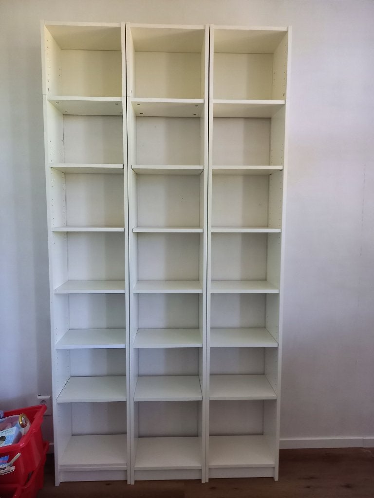 Drie Billy boekenkasten wit, Ophalen, Minder dan 50 cm, Gebruikt, 200 cm of meer
