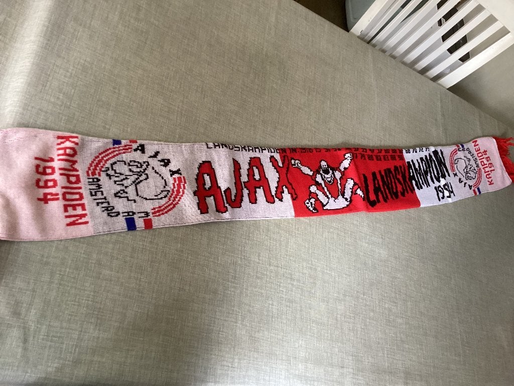 Voetbal sjaal Ajax landskampioen 1994, Ophalen of Verzenden, Zo goed als nieuw, Ajax, Vaantje of Sjaal