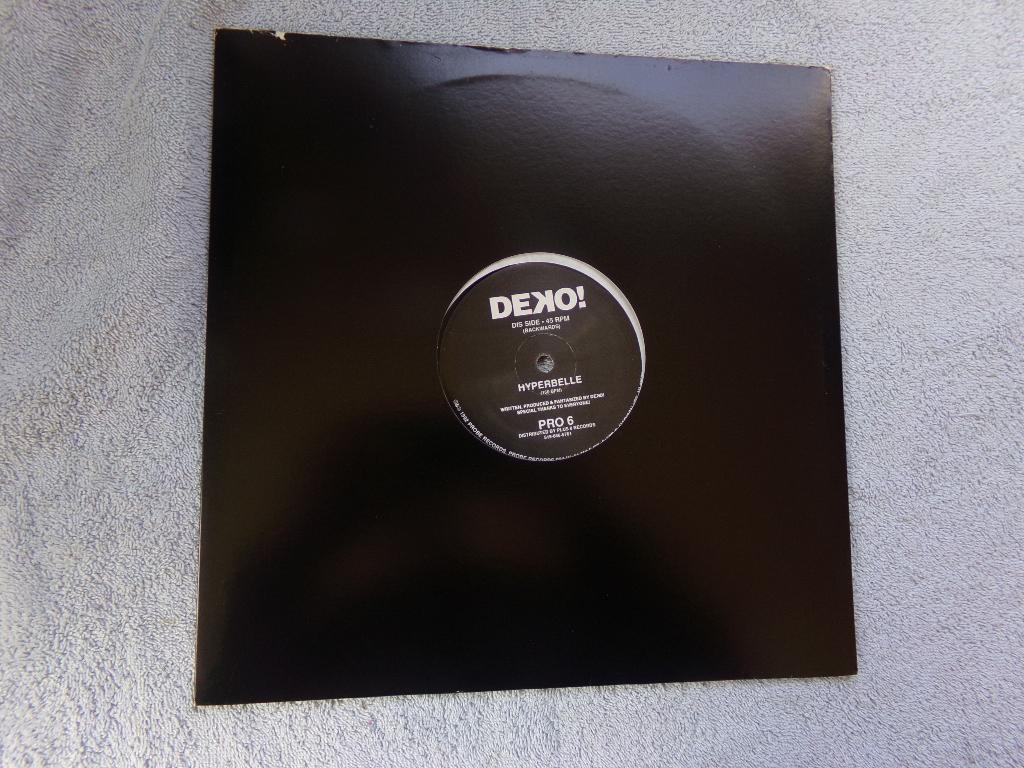 DEKO ! - hyperbelle, Verzenden, Overige genres, Inclusief binnenhoes, Zo goed als nieuw