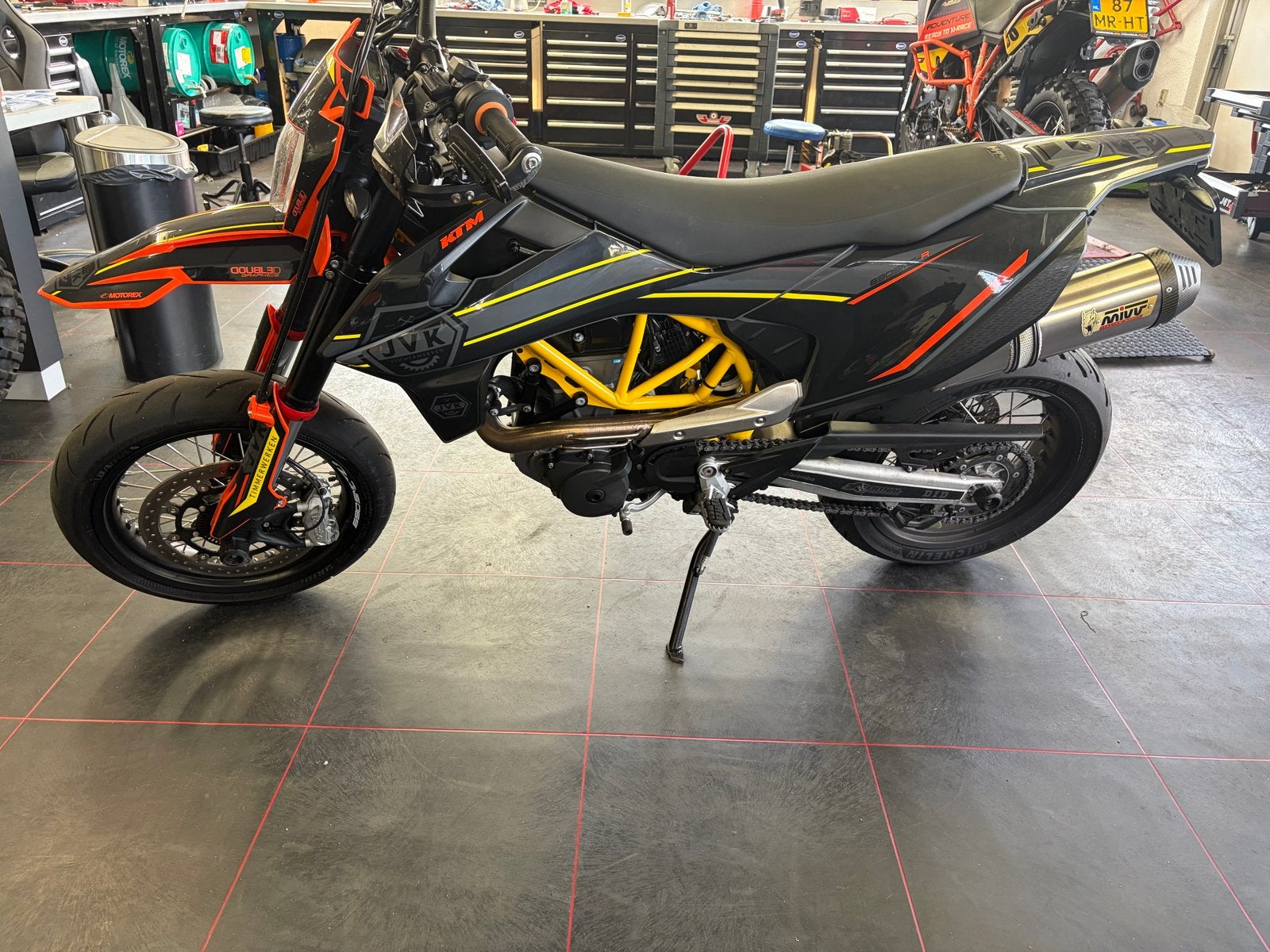 KTM 690 SMC R Supermoto - Perfecte staat, MIVV uitlaat, Motoren, Sportuitlaat, Meer dan 35 kW, Handgeschakeld, 1 cilinder