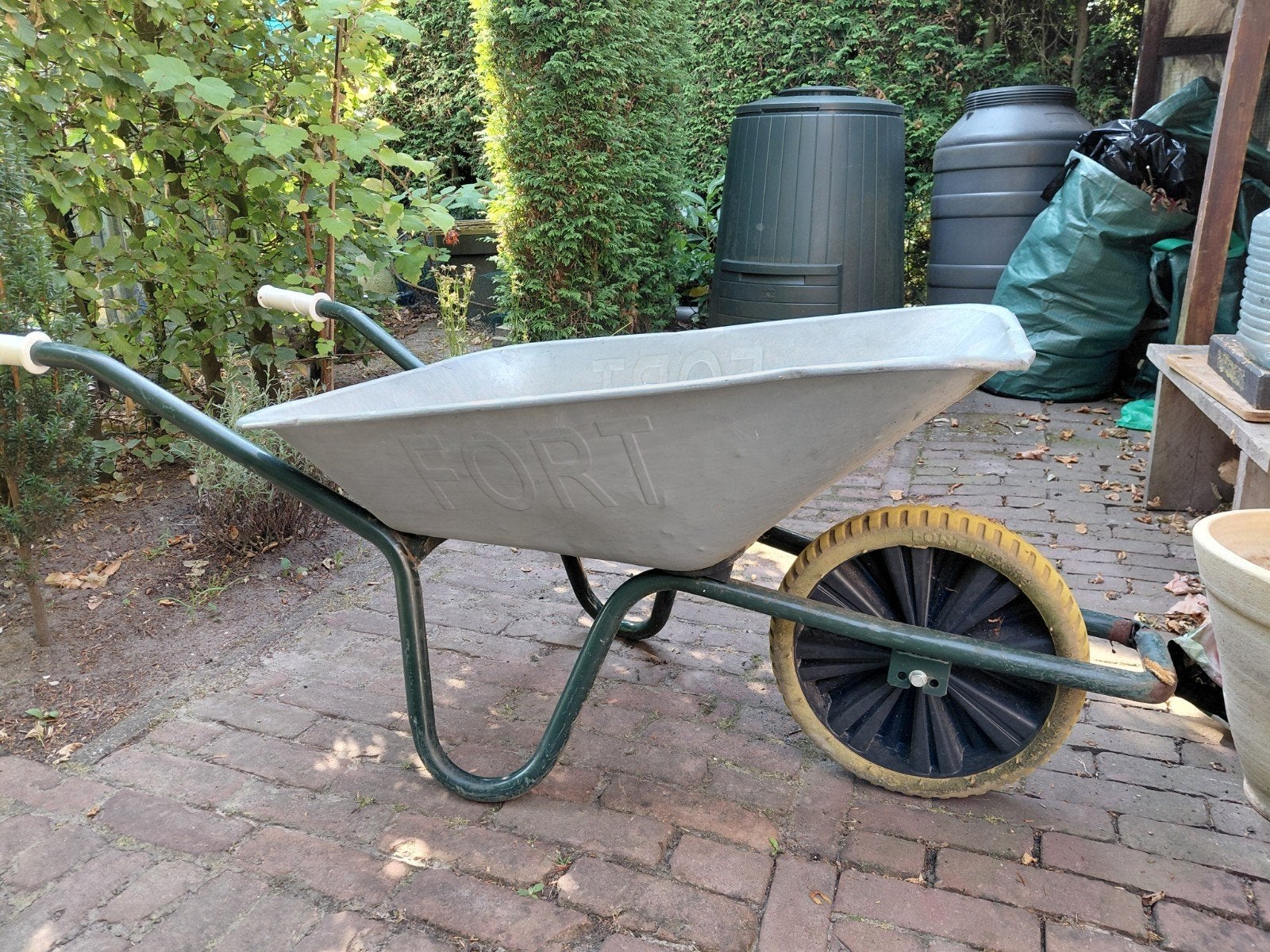 FORT Kruiwagen, Tuin en Terras, Kruiwagens, Gebruikt, Handmatig, Eenwielig, Ophalen