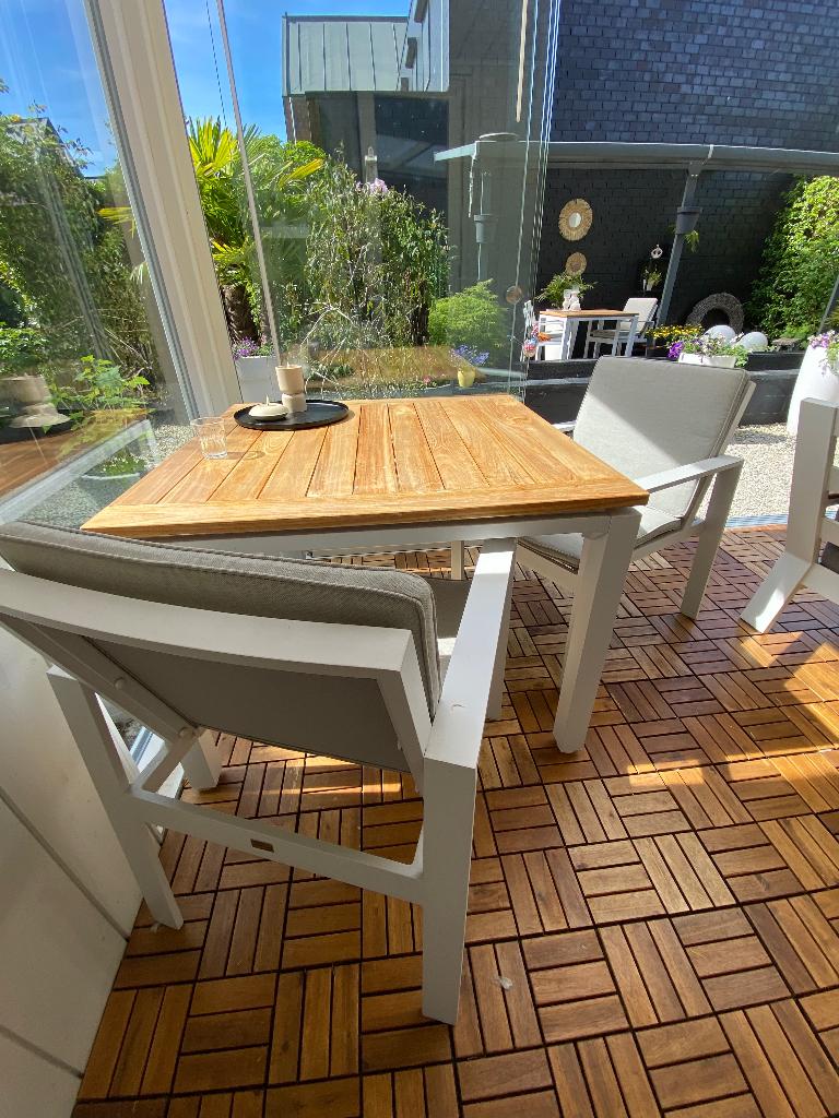 Tuin (2x) eettafel met stoelen, Tuin en Terras, Tuinsets en Loungesets, Ophalen, 4 zitplaatsen, Gebruikt, Eettafel