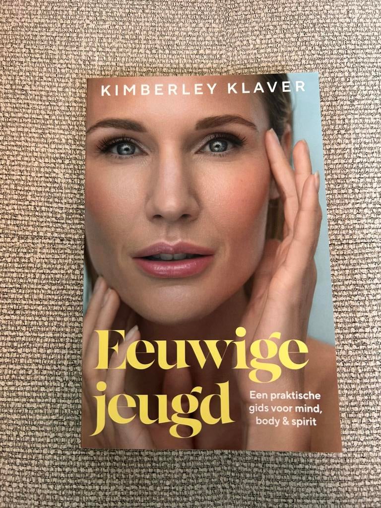 Boek eeuwige jeugd, Kimberley Klaver, Boeken, Ophalen of Verzenden, Zo goed als nieuw